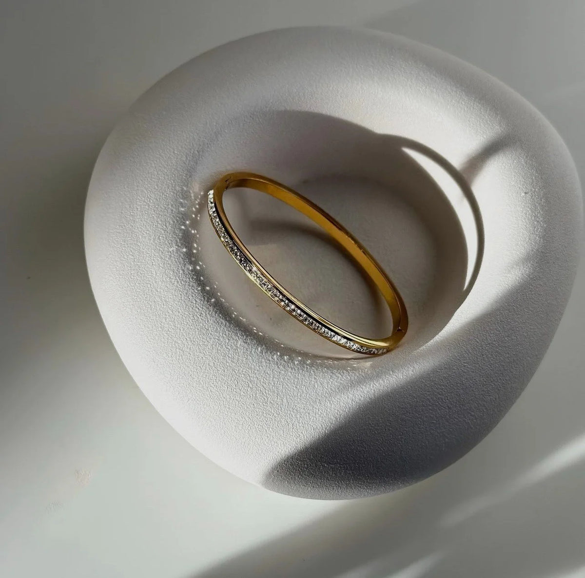 Solè Luxe Bangle