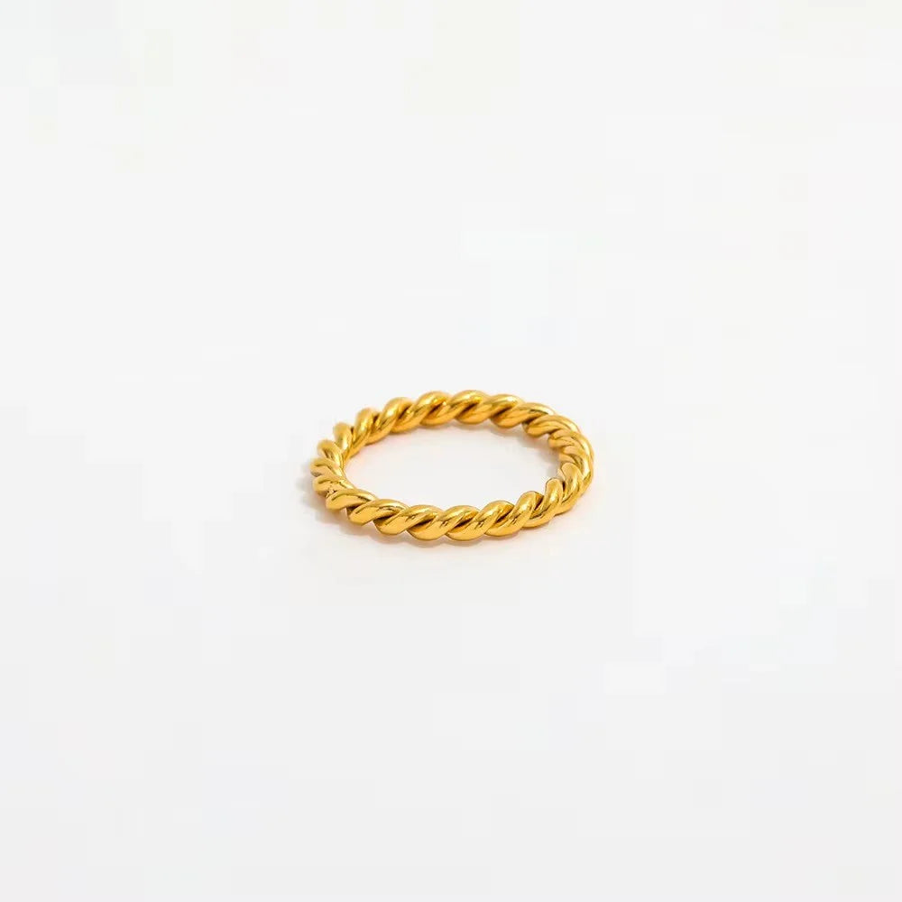 Hannah Ring