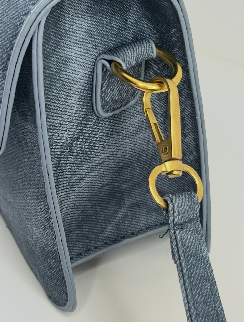 Indi Mini Crossbody